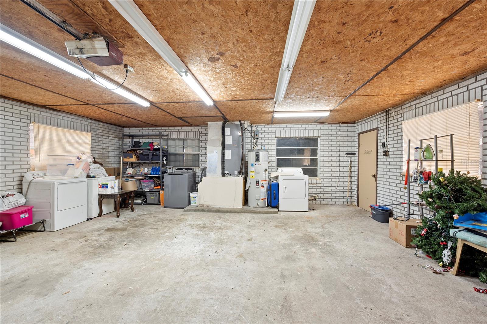 HIGHLAND PARK MANOR 02 - Residential