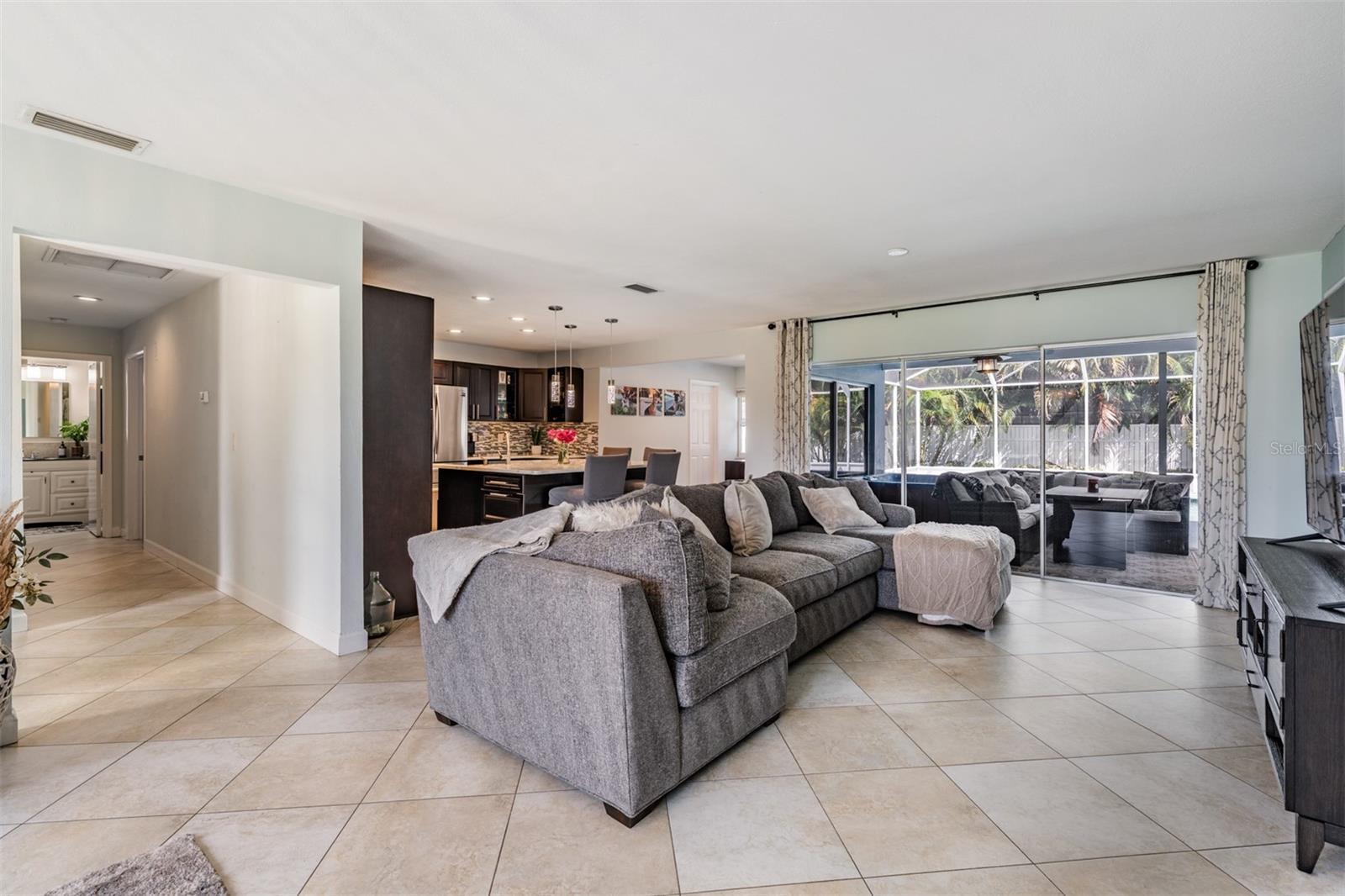 CLUBHOUSE ESTATES OF COUNTRYSIDE - Residential