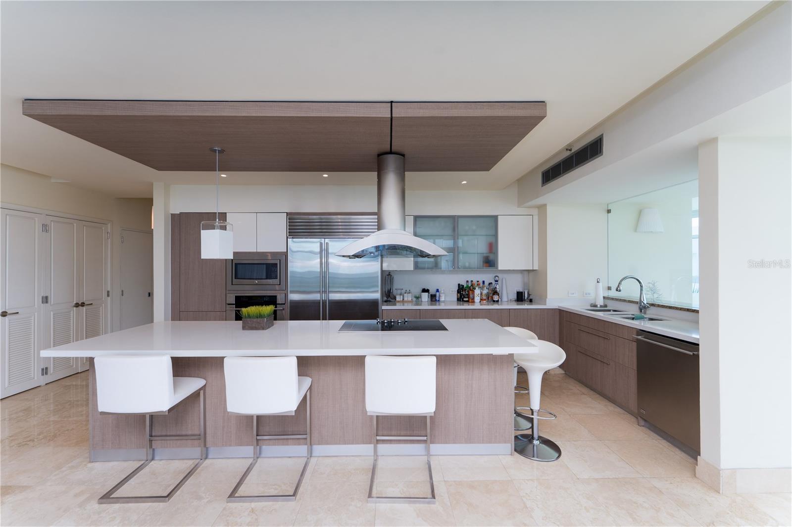 BRISTOL CONDOMINIUM - Residential