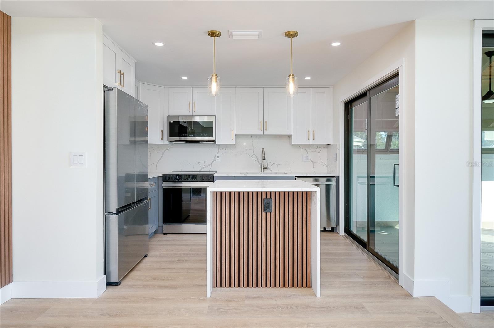 2221 MEADOWLAKE COURT A3