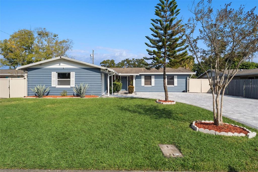 Photo of 831 Nana Avenue, Orlando, FL 32809 (MLS # O6362329)