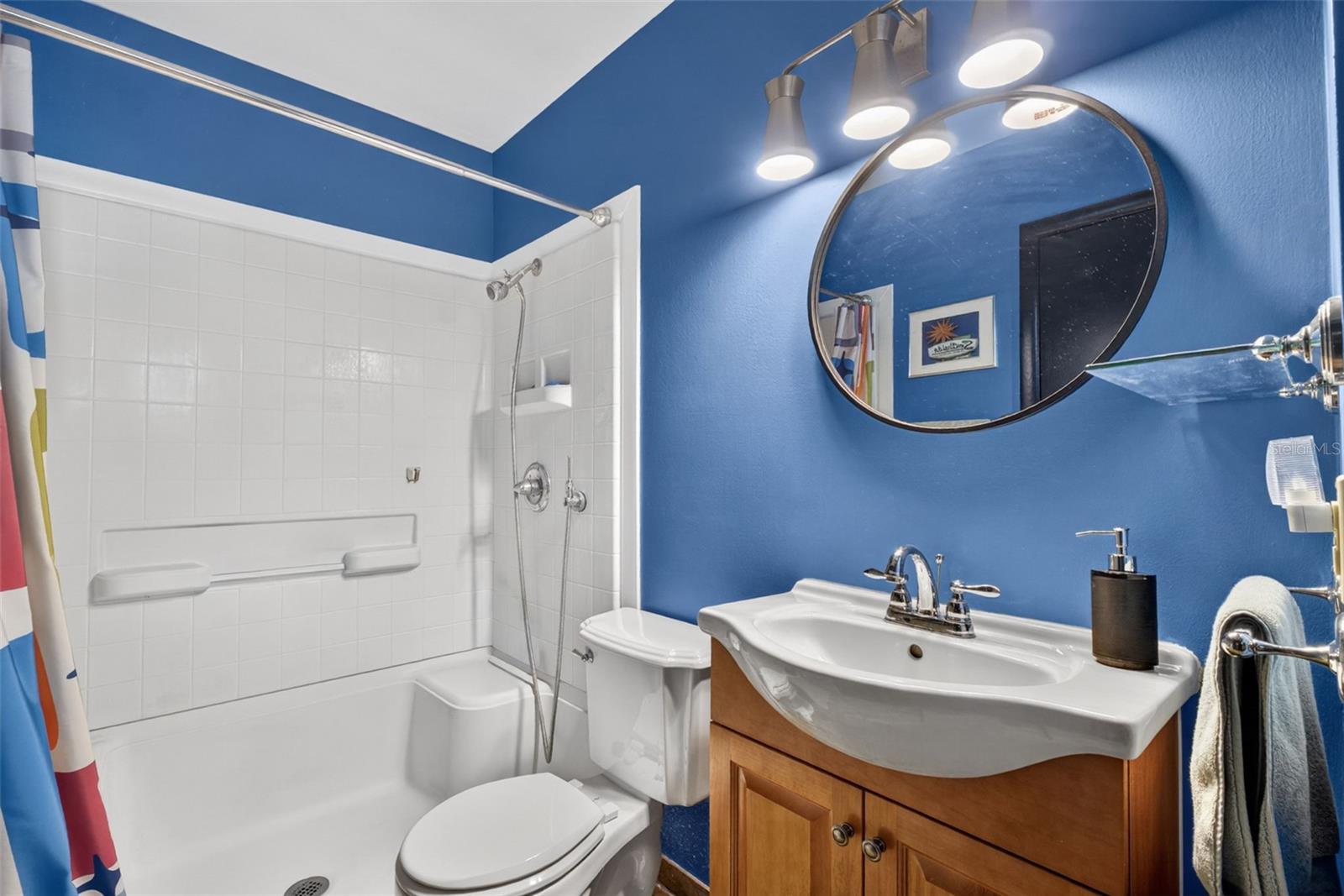 EDGEWOOD PARK - Residential