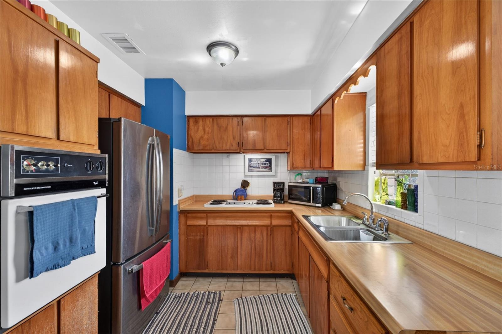 EDGEWOOD PARK - Residential