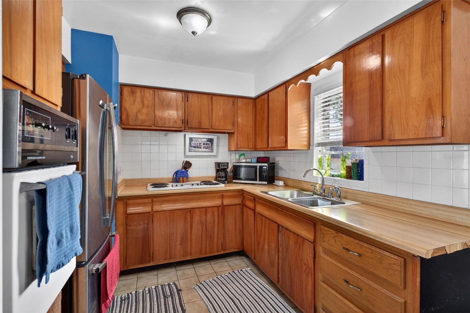 EDGEWOOD PARK - Residential
