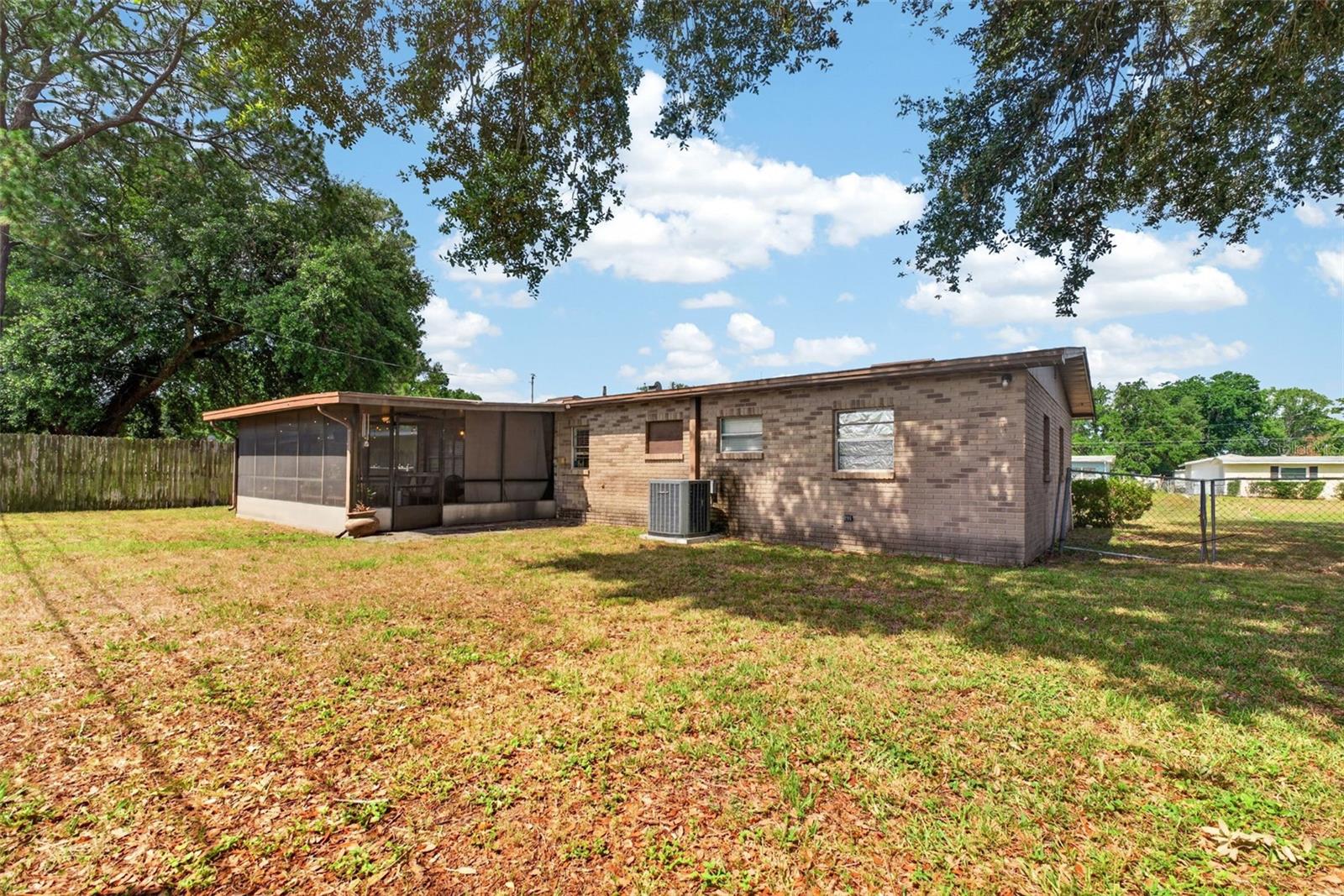 EDGEWOOD PARK - Residential