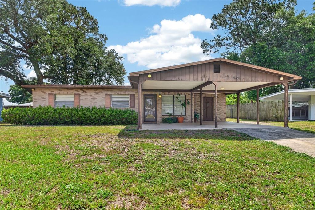 Photo of 3004 Drewery Avenue, Lakeland, FL 33803 (MLS # S5149565)