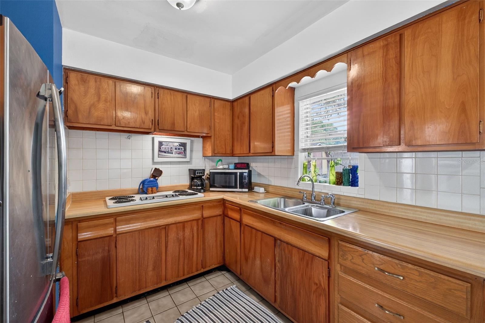 EDGEWOOD PARK - Residential