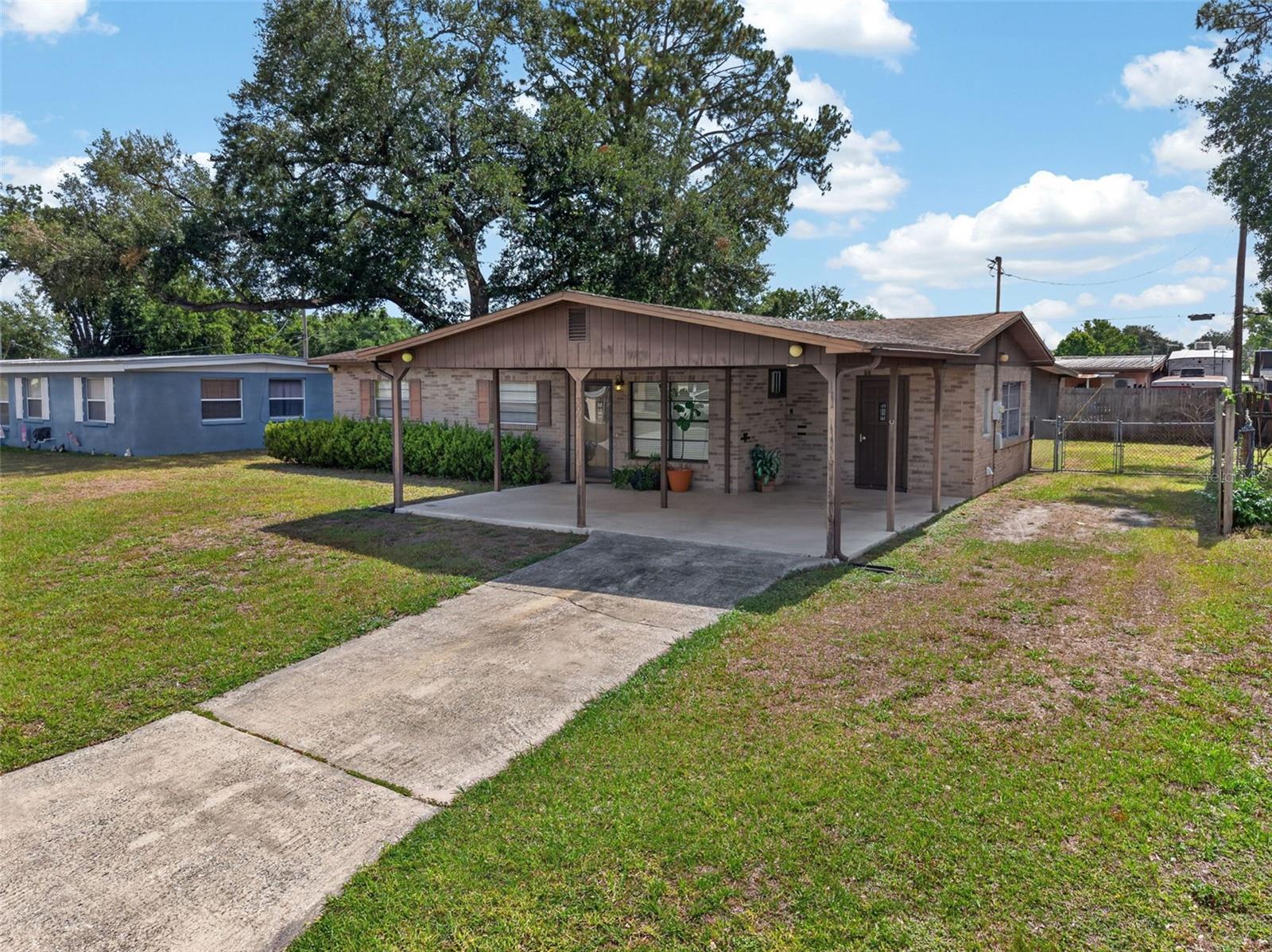 EDGEWOOD PARK - Residential