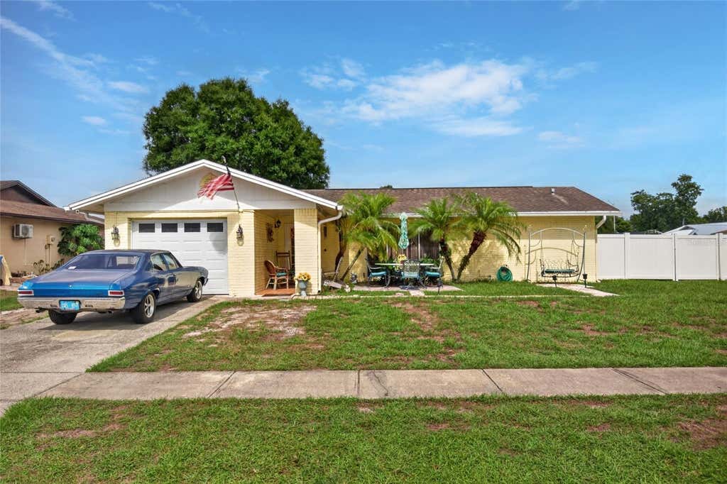 Photo of 14501 Farm Hills Place, Tampa, FL 33625 (MLS # TB8529745)