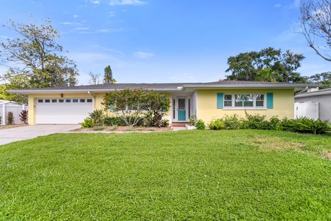 Photo of 88 New Jersey Drive, Dunedin, FL 34698 (MLS # TB8553985)