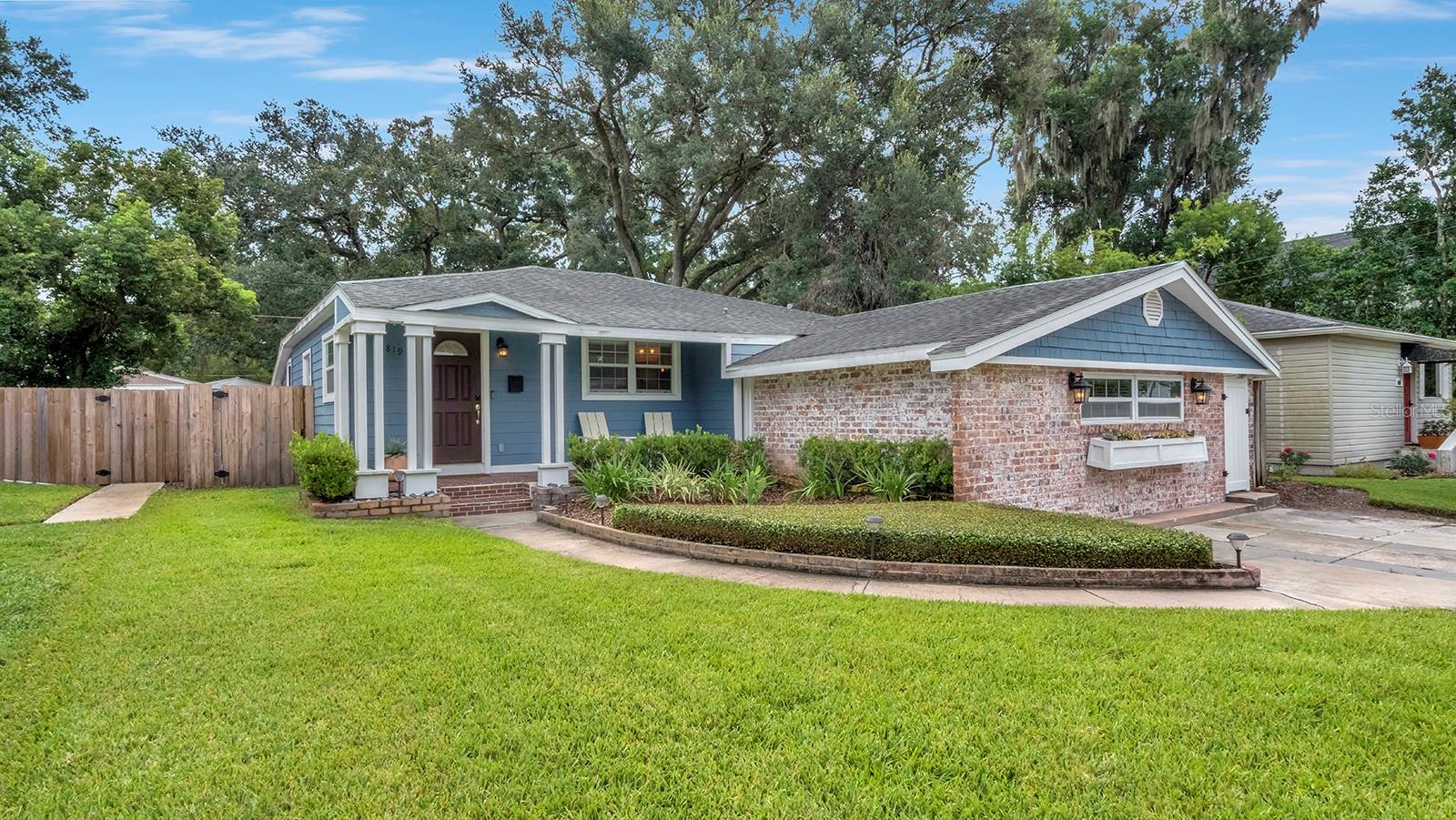1819 LAKE SUE DRIVE
