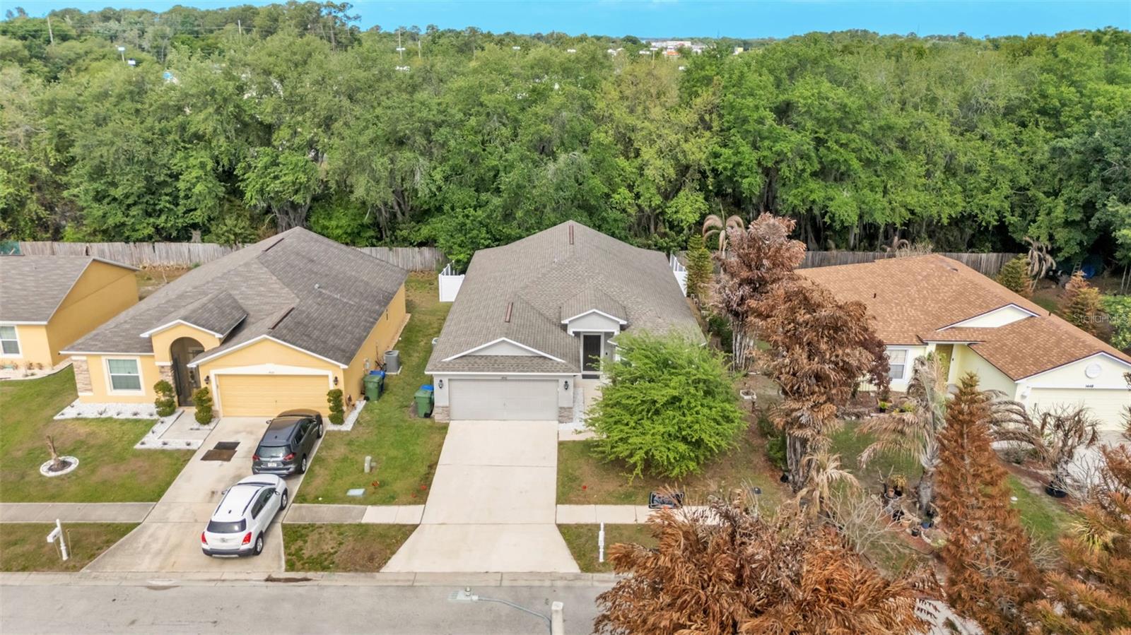 CENTRAL POINTE - Residential