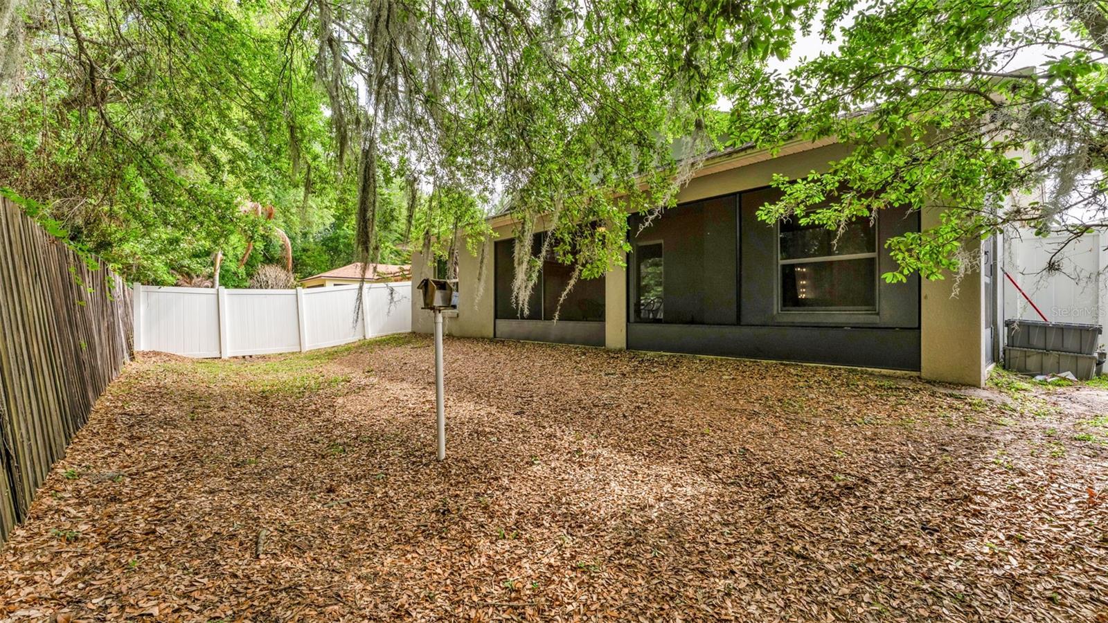 CENTRAL POINTE - Residential