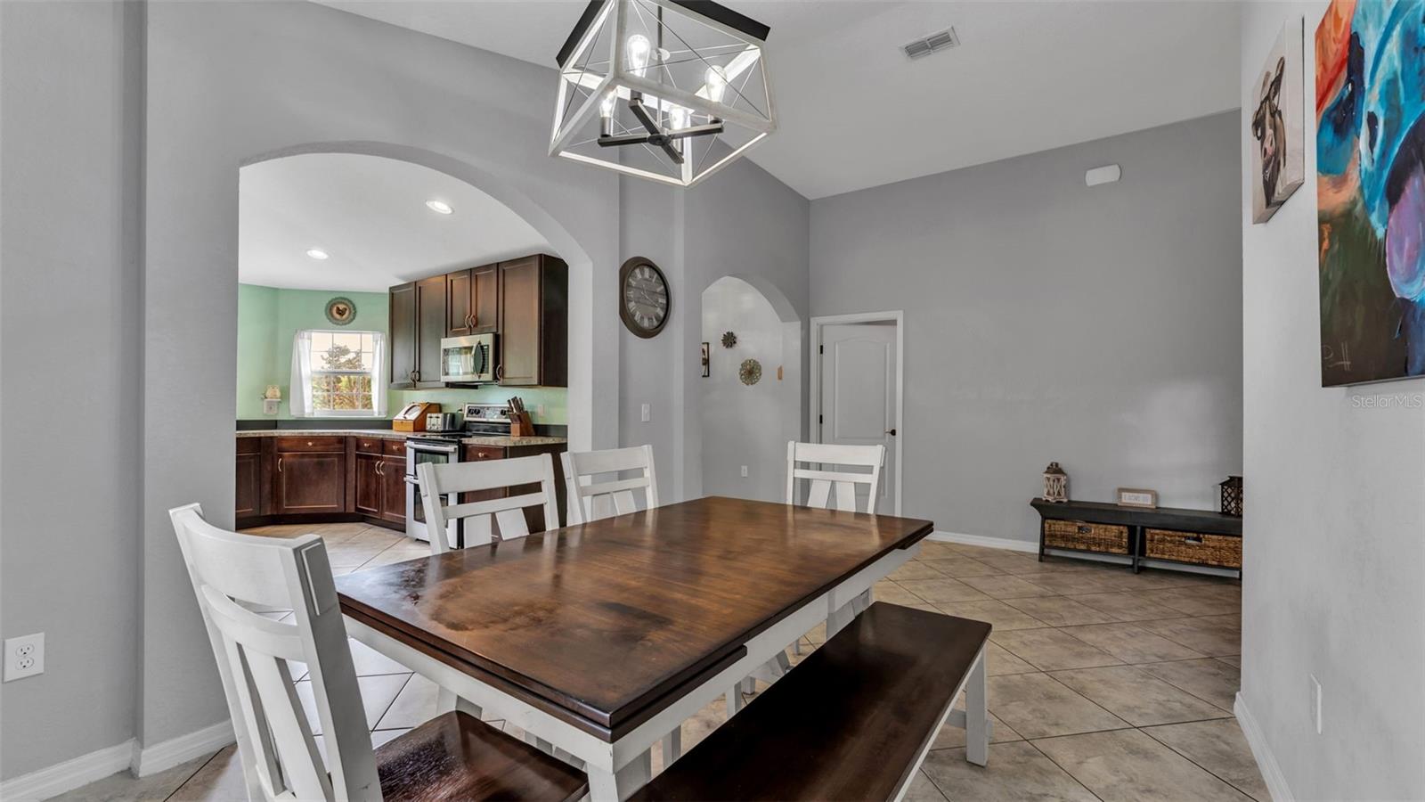 CENTRAL POINTE - Residential