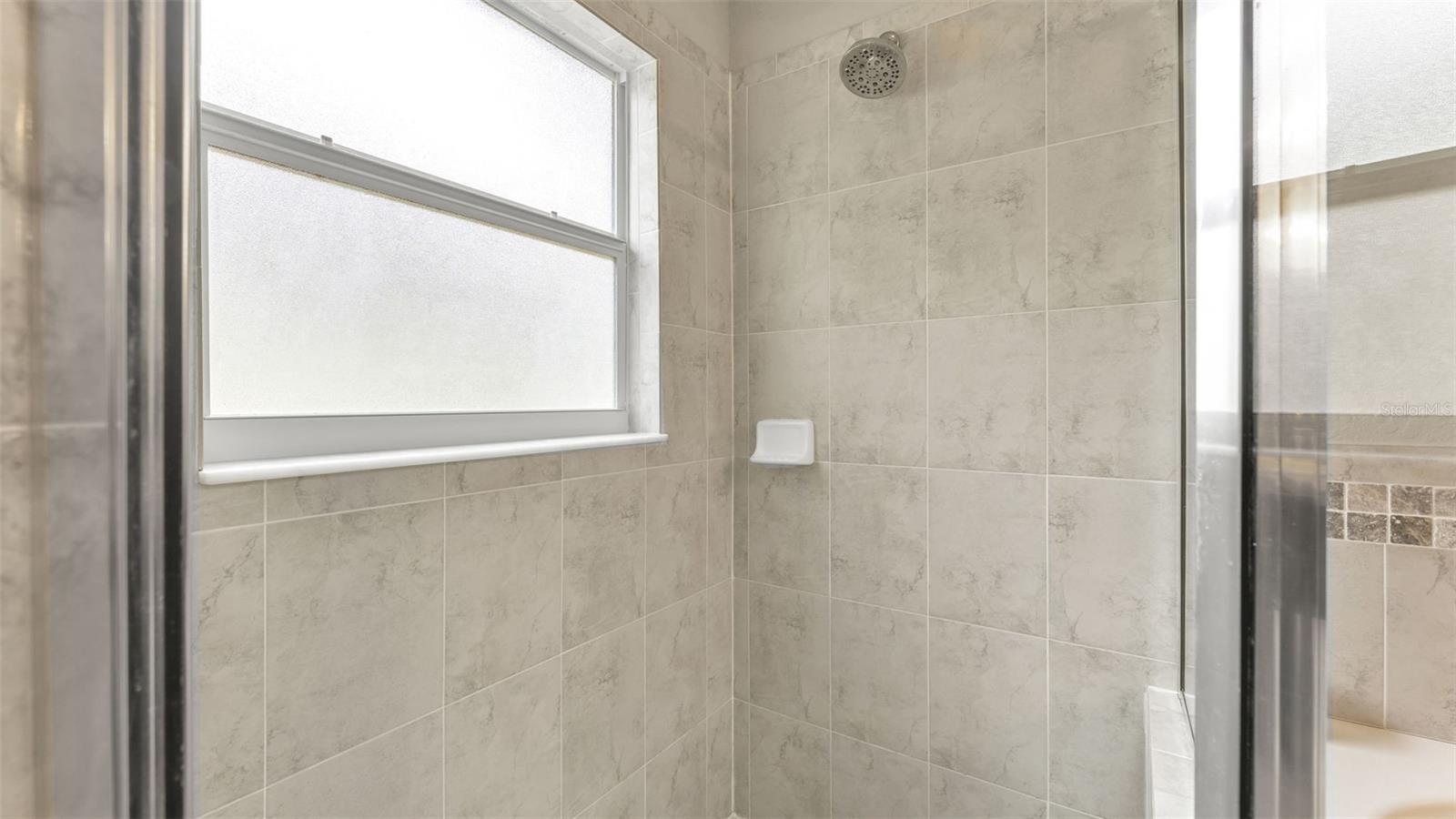 CENTRAL POINTE - Residential