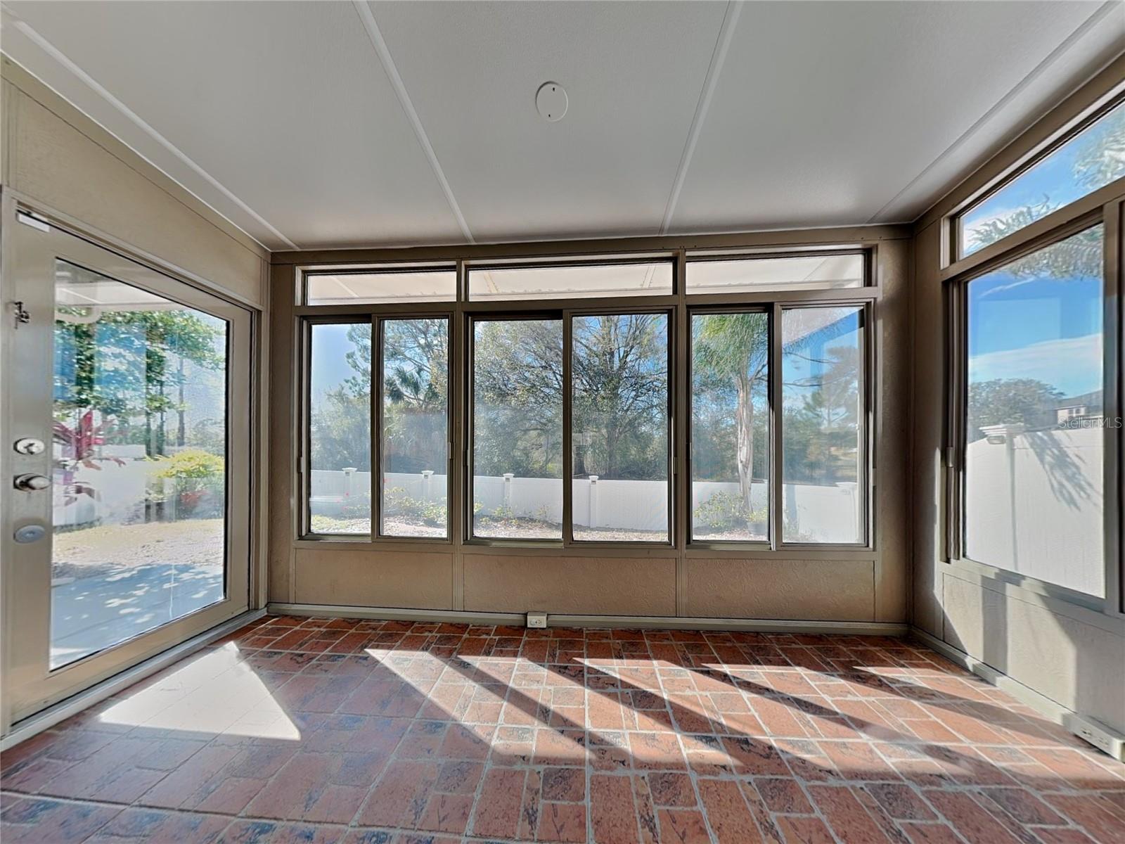 HUNTING CREEK MULTI-FAMILY - Residential Lease