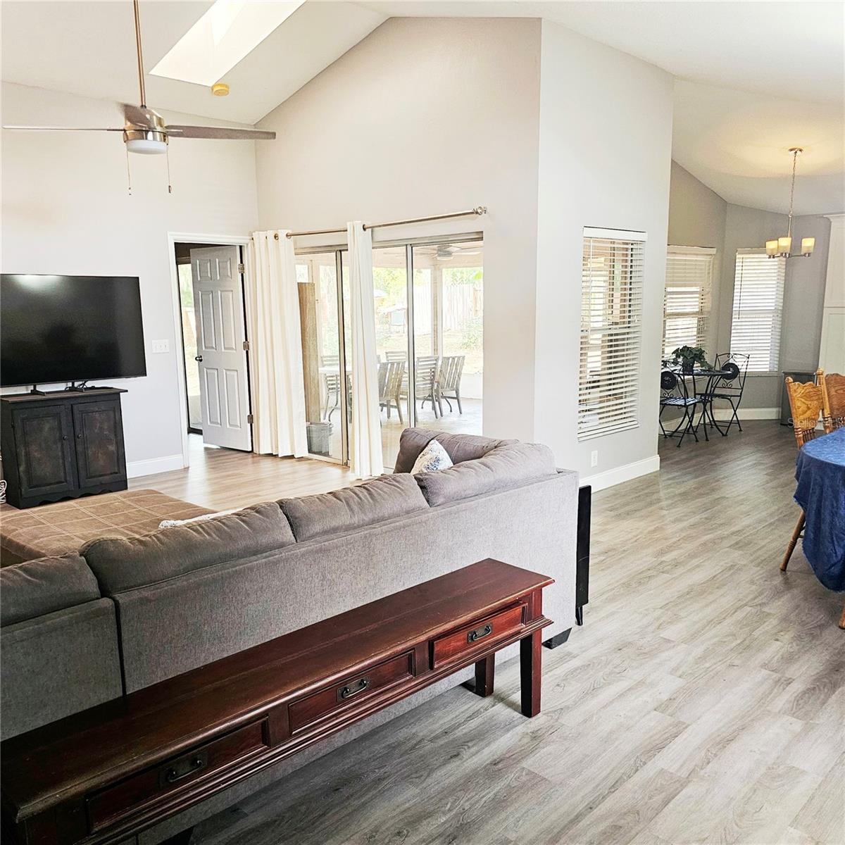513 RACHAEL COURT