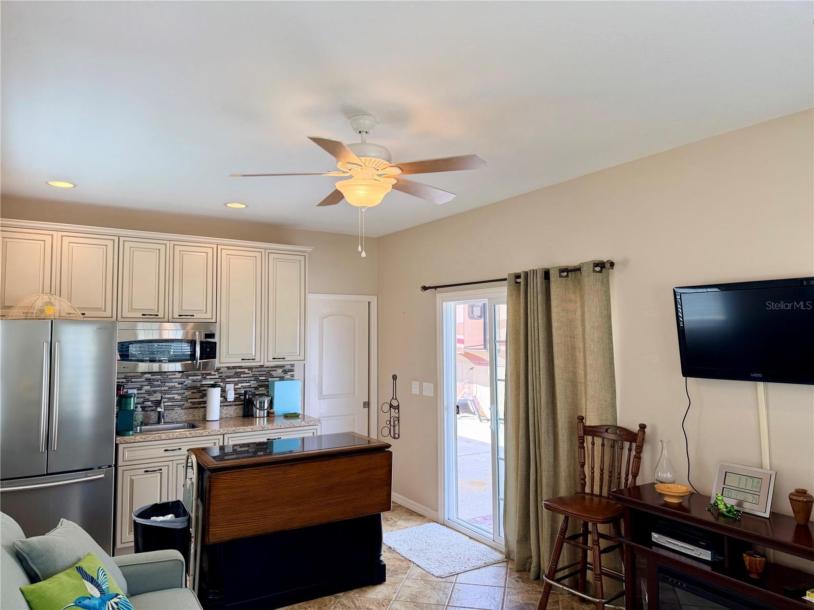 FLORIDA GRANDE MOTOR COACH RESIDENCE - Land