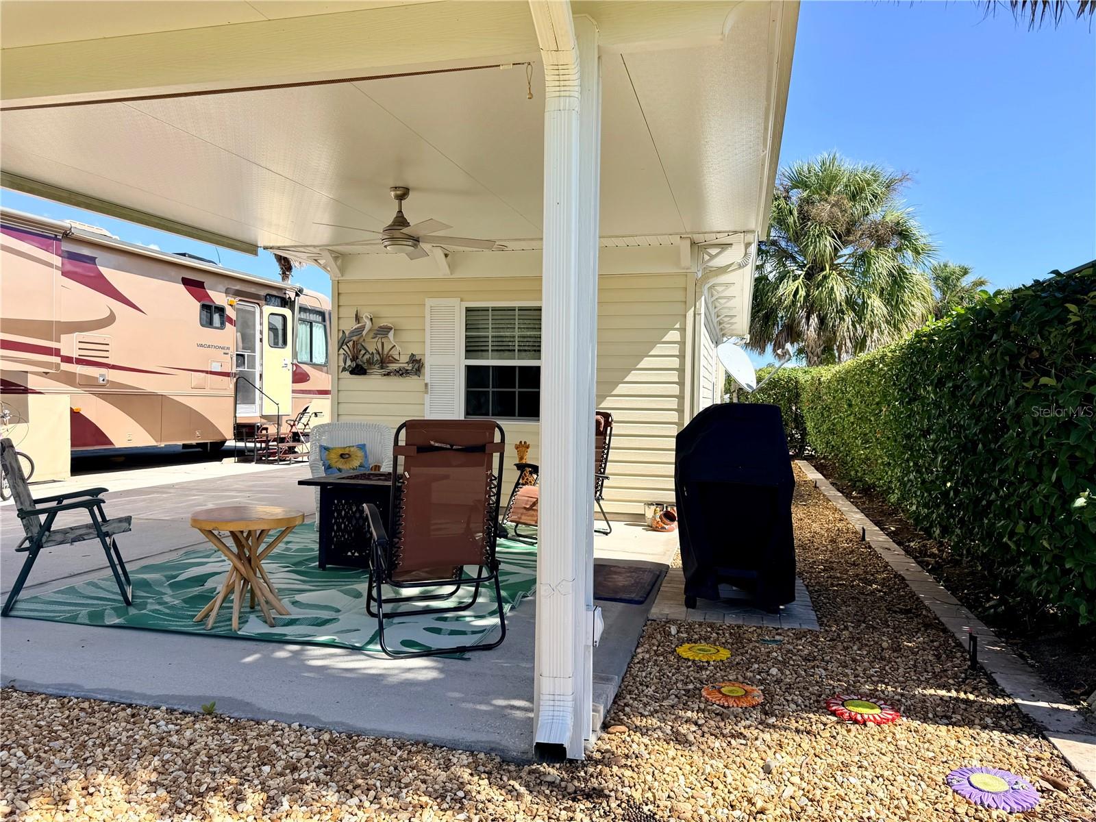 FLORIDA GRANDE MOTOR COACH RESIDENCE - Land