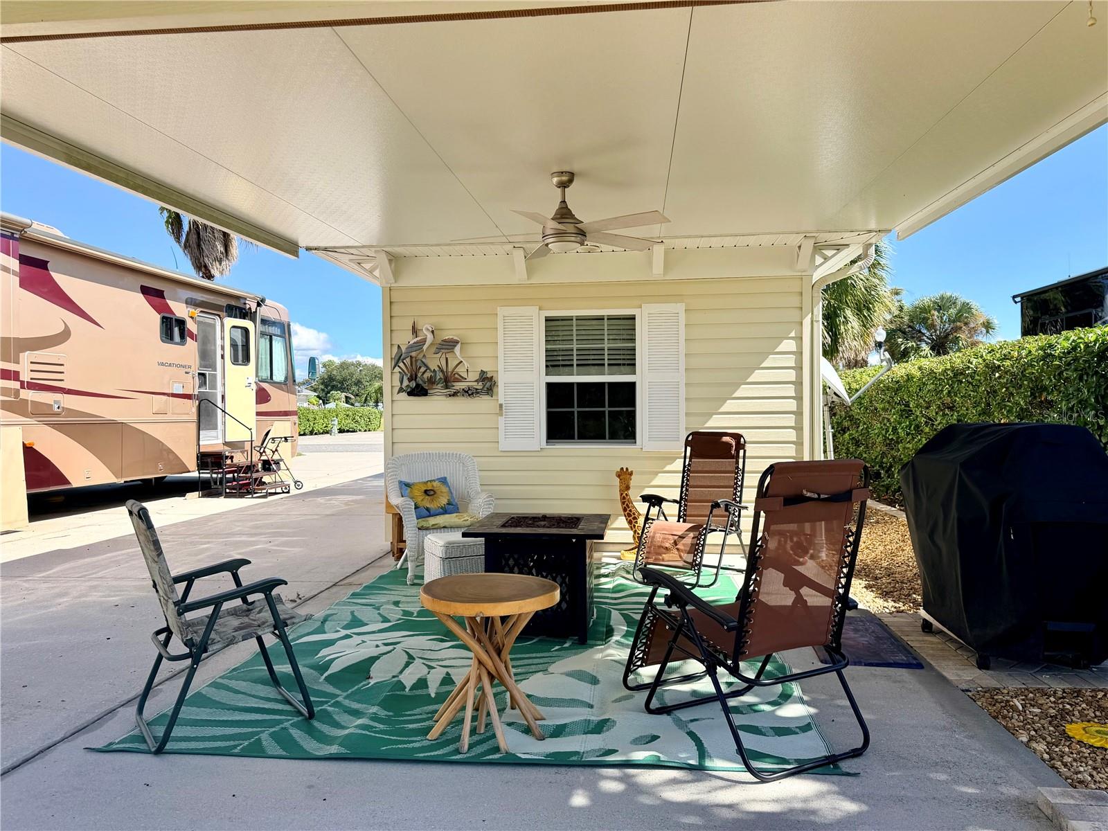 FLORIDA GRANDE MOTOR COACH RESIDENCE - Land