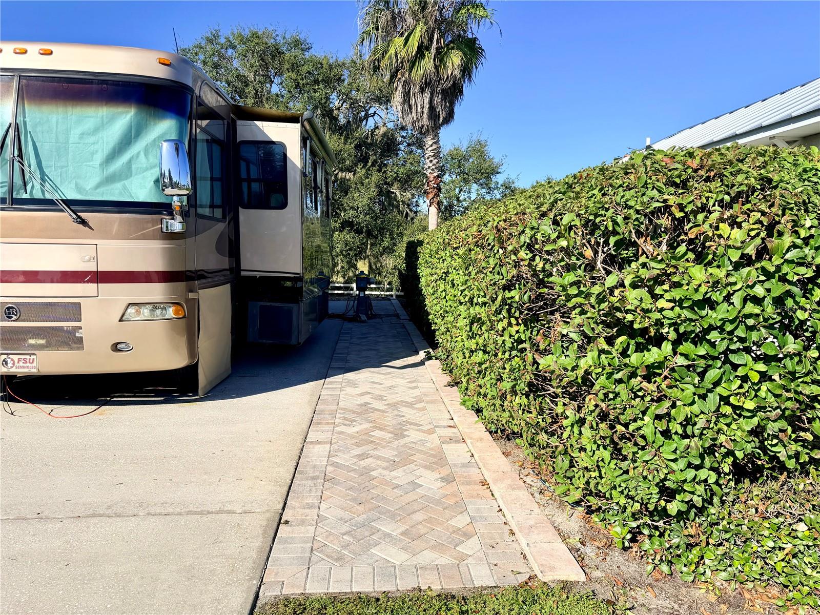 FLORIDA GRANDE MOTOR COACH RESIDENCE - Land