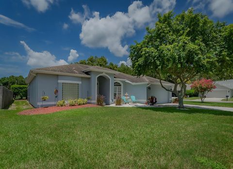 A home in PALM HARBOR