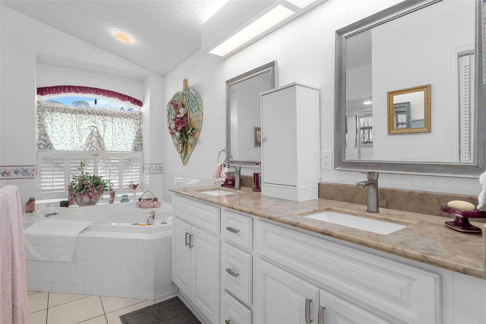 TIMBER PINES - Residential