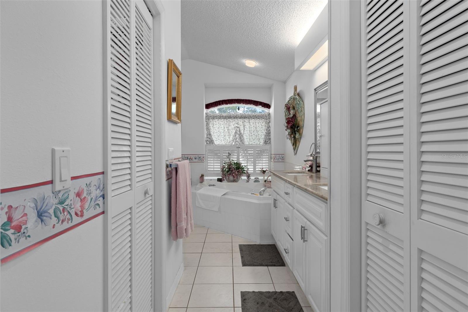 TIMBER PINES - Residential