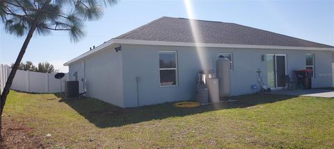 A home in DUNNELLON