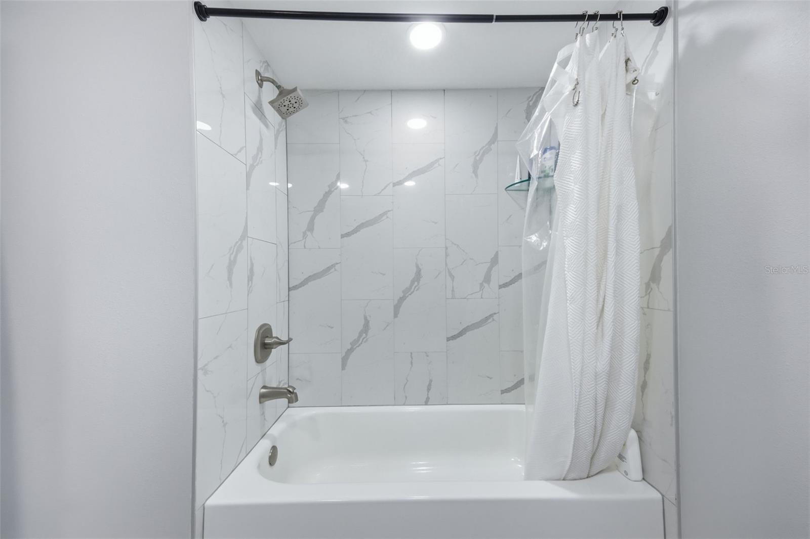 THE PINNACLE APTS A CONDO - Residential