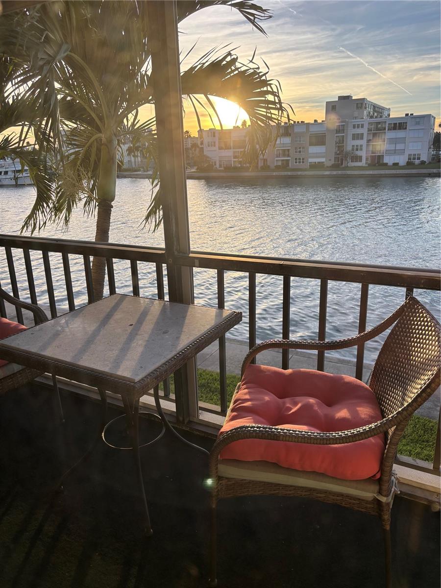 BAY ISLAND GROUP 4A - Residential