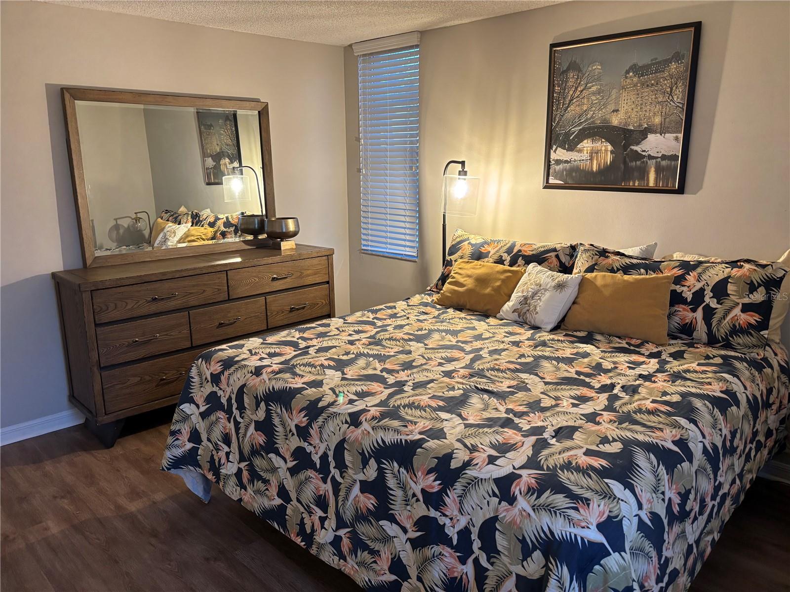 BAY ISLAND GROUP 4A - Residential