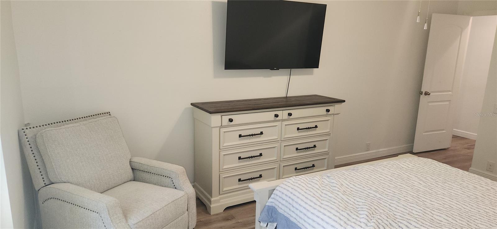 LOS PRADOS CONDO - Residential