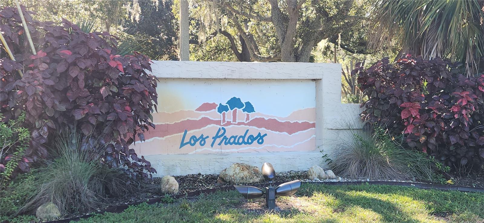 LOS PRADOS CONDO - Residential