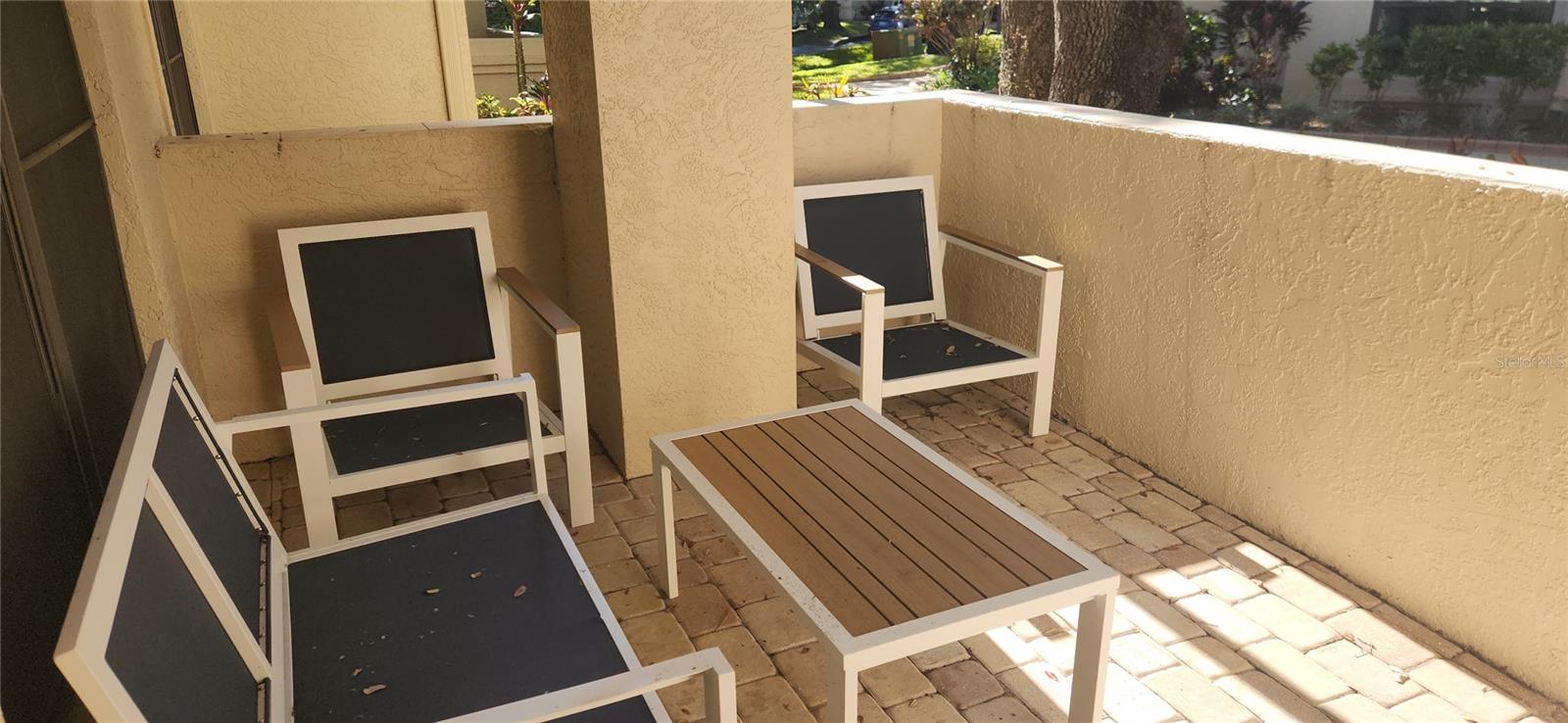 LOS PRADOS CONDO - Residential