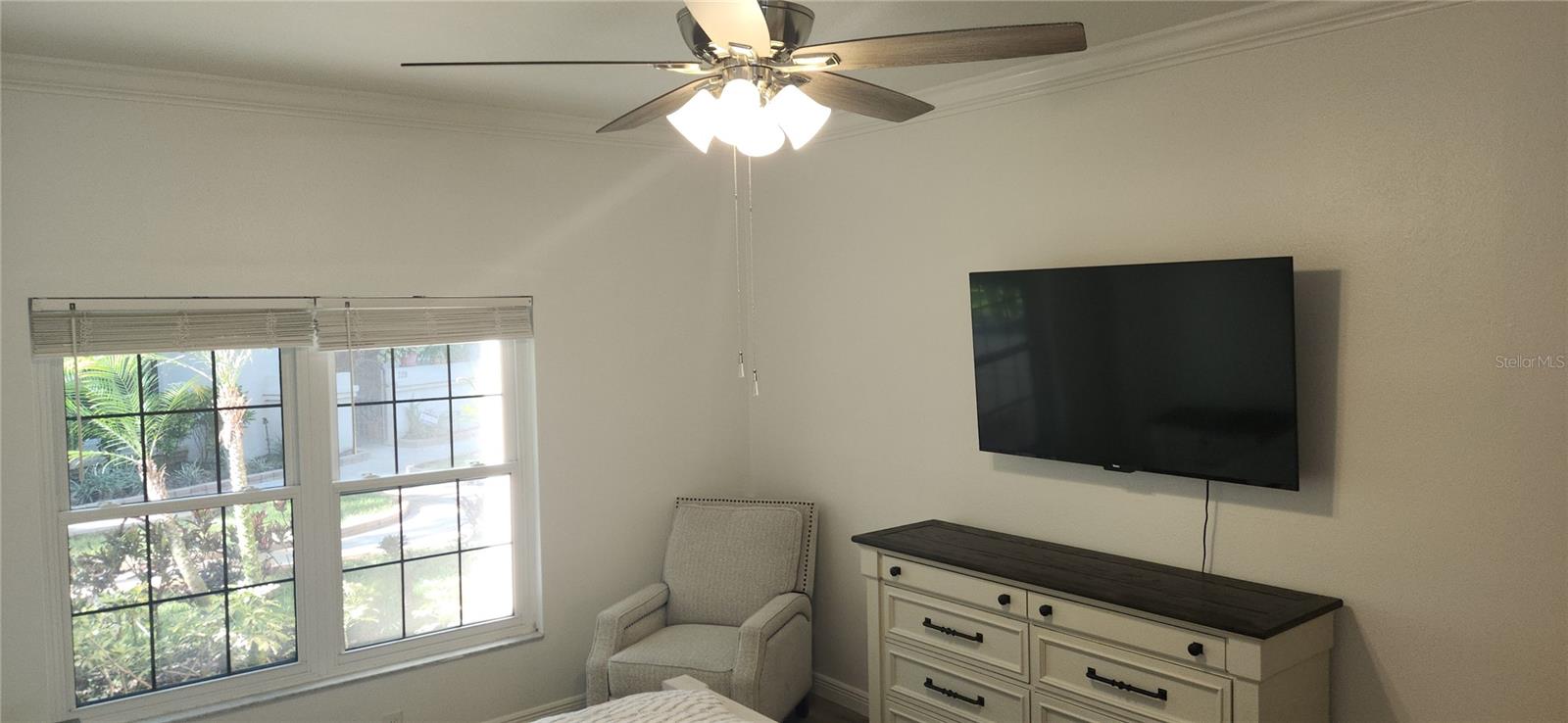 LOS PRADOS CONDO - Residential