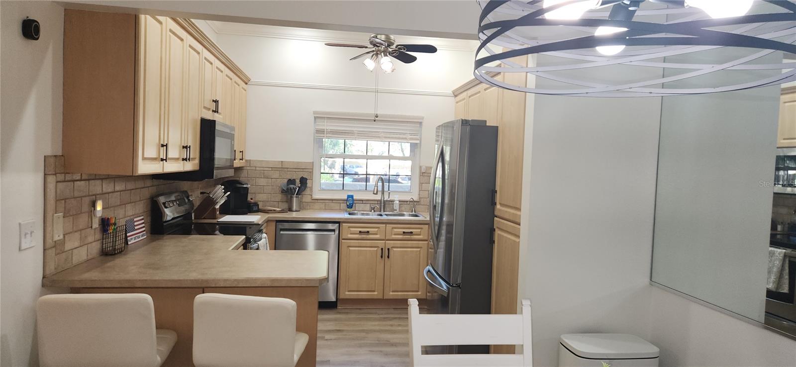 LOS PRADOS CONDO - Residential