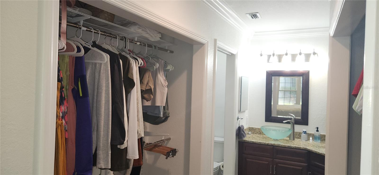 LOS PRADOS CONDO - Residential