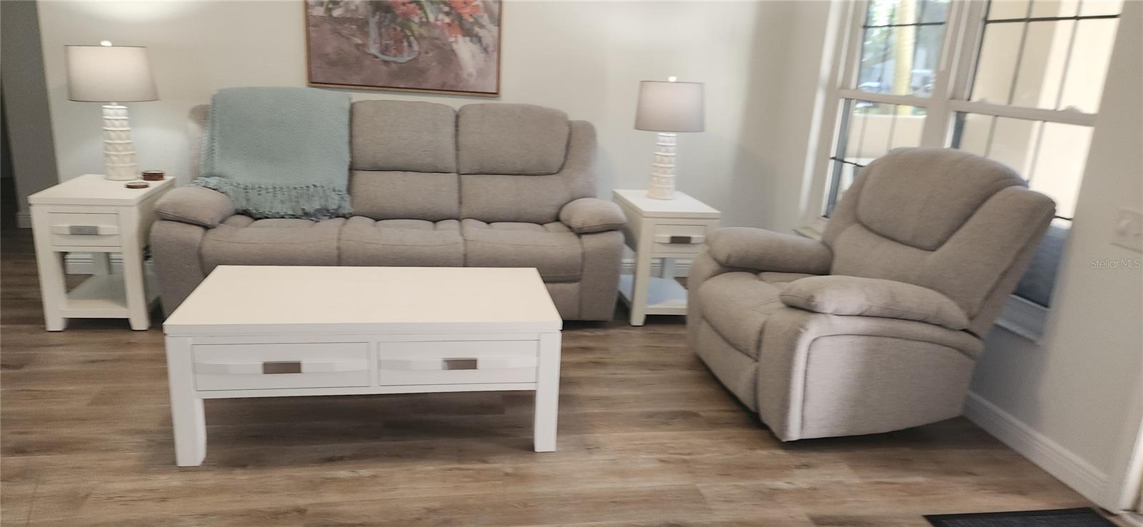 LOS PRADOS CONDO - Residential