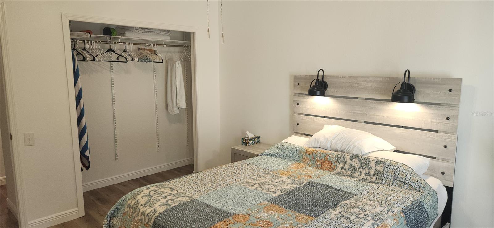 LOS PRADOS CONDO - Residential