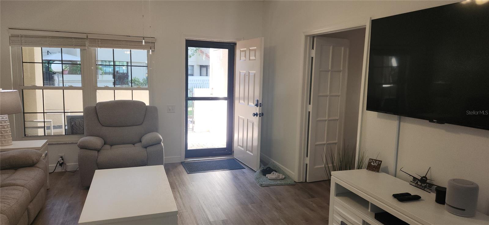 LOS PRADOS CONDO - Residential