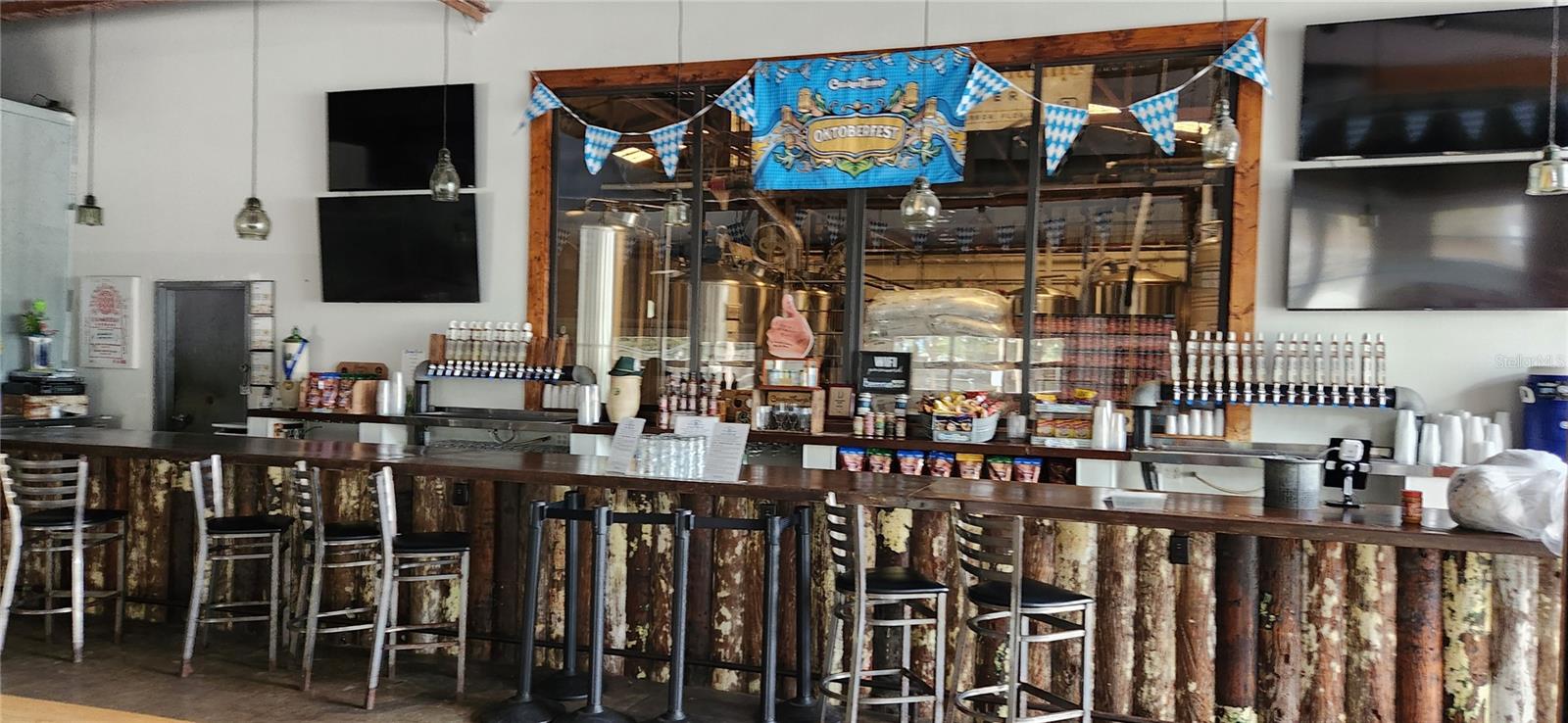 LOS PRADOS CONDO - Residential