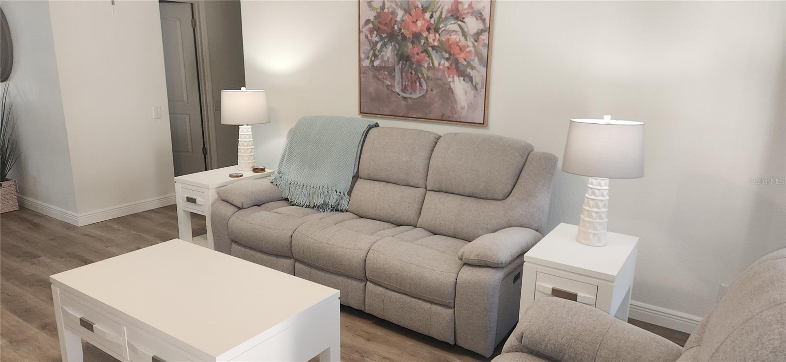 LOS PRADOS CONDO - Residential