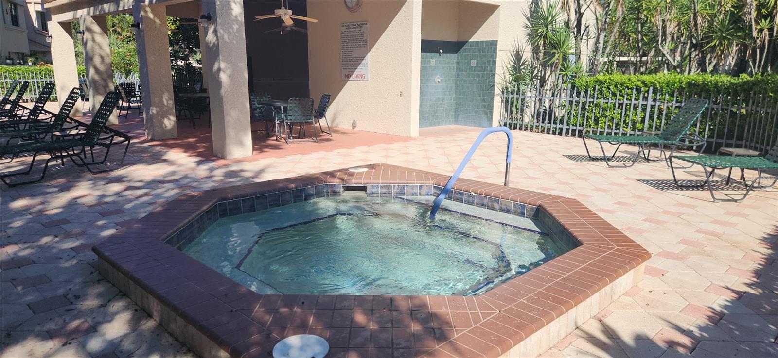 LOS PRADOS CONDO - Residential