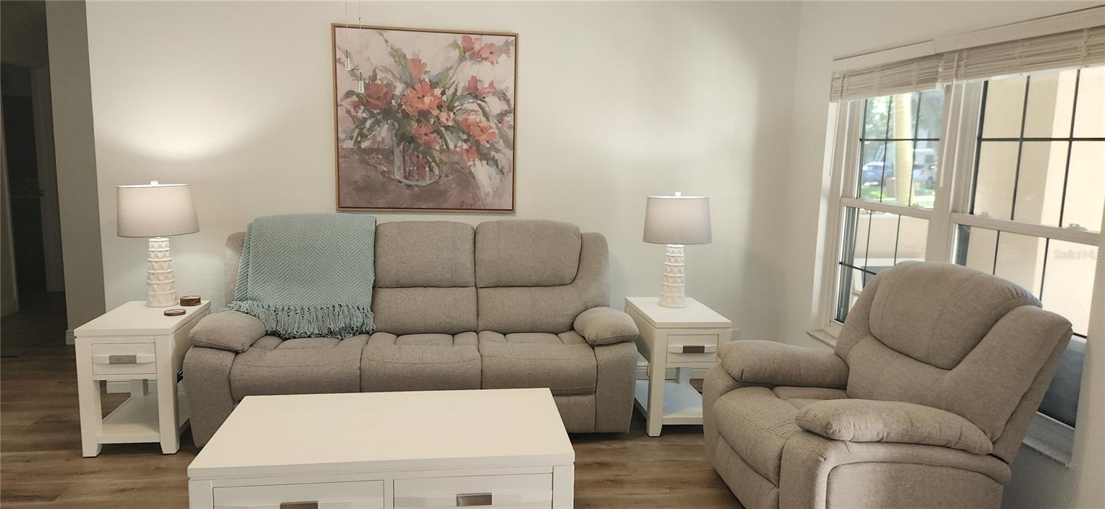 LOS PRADOS CONDO - Residential