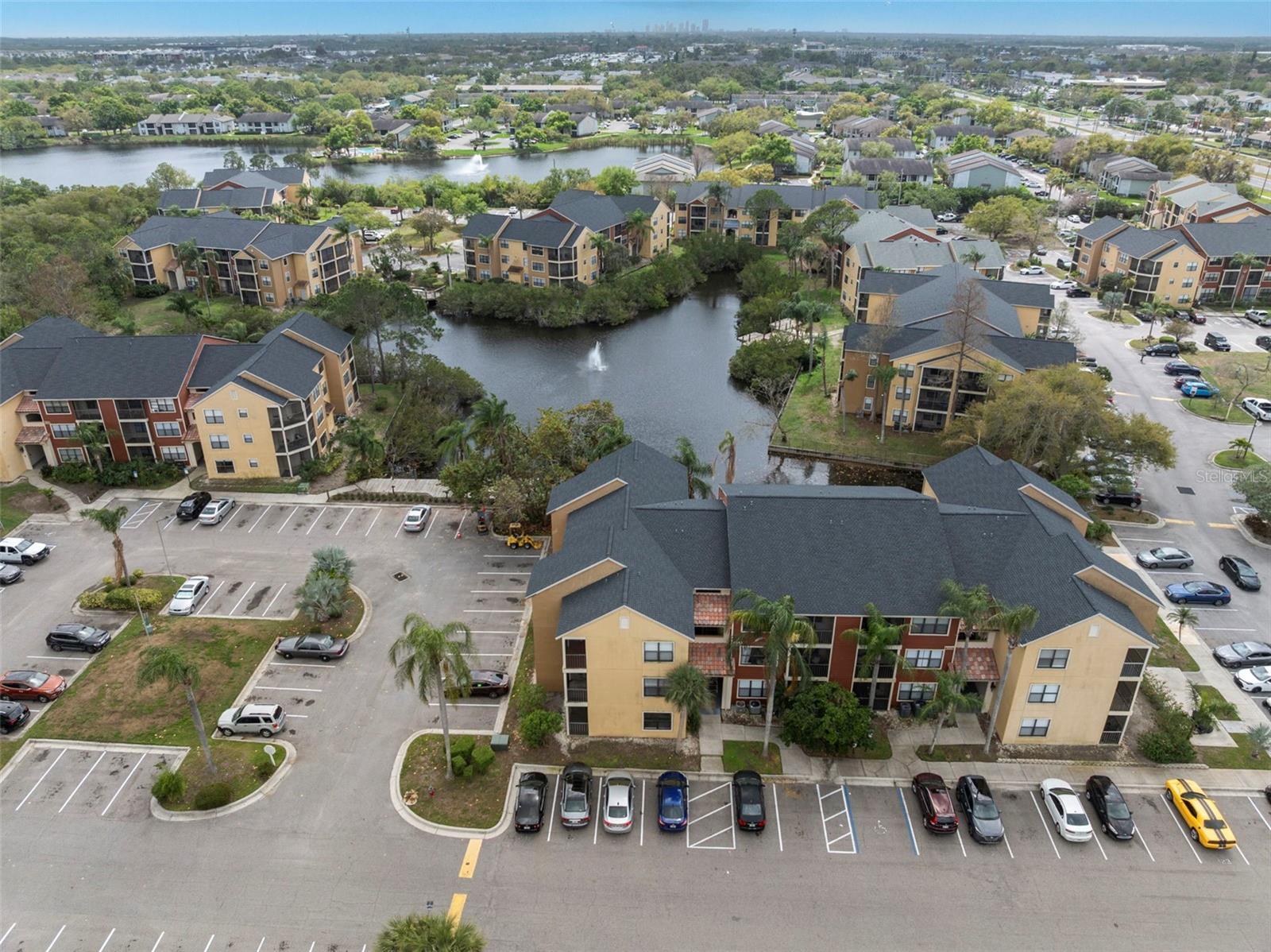 BAYPOINTE PRESERVE CONDO - Residential