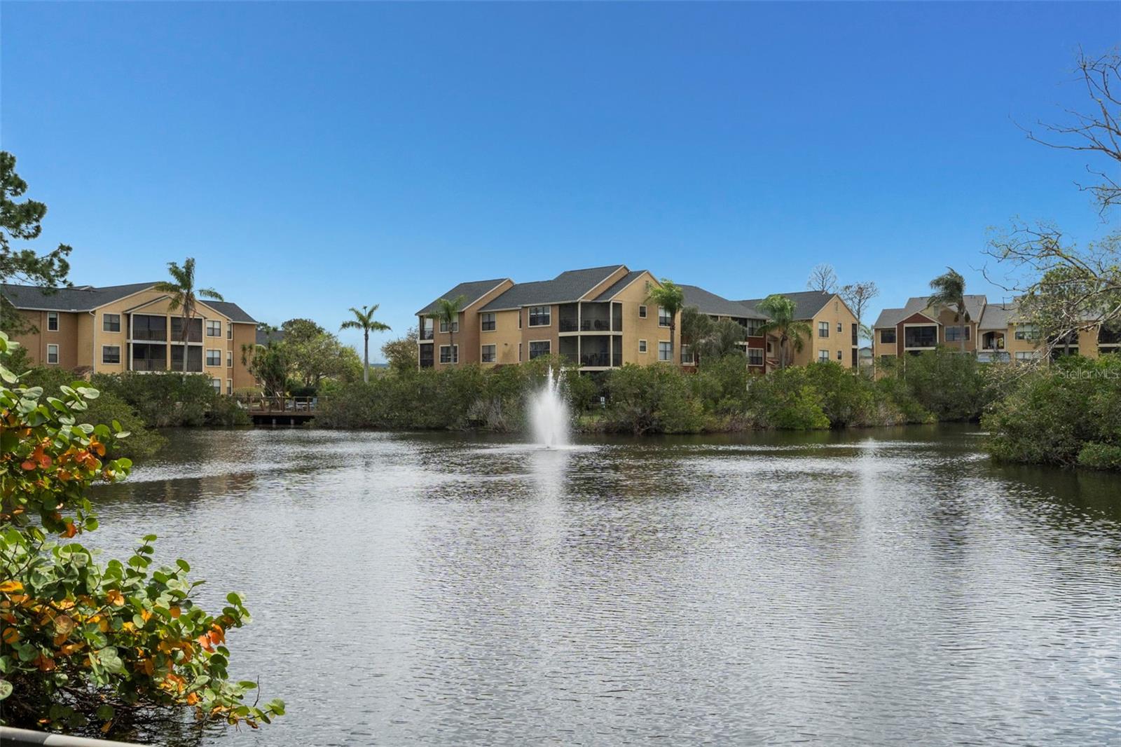 BAYPOINTE PRESERVE CONDO - Residential