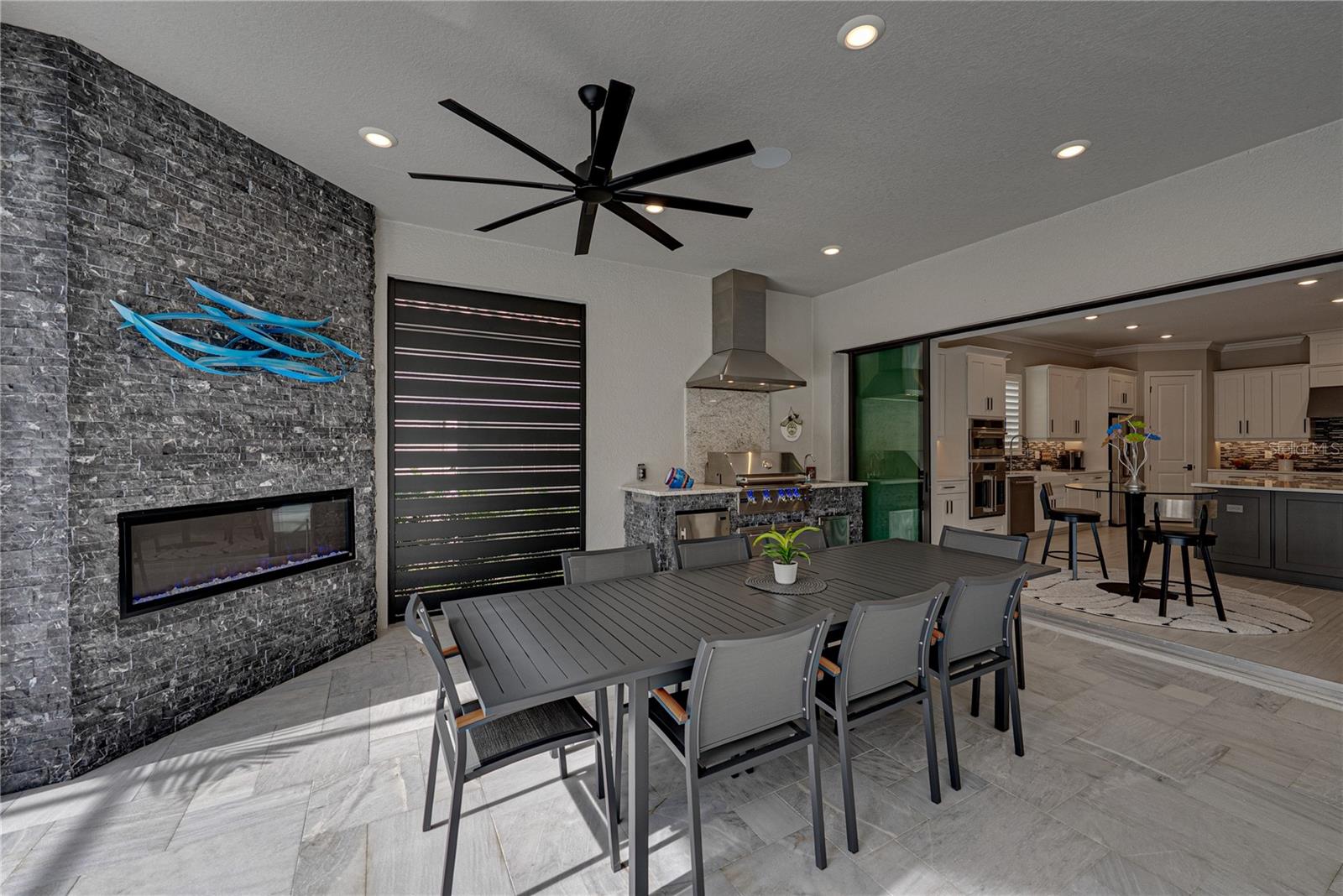 ESPLANADE/WIREGRASS RANCH PH - Residential