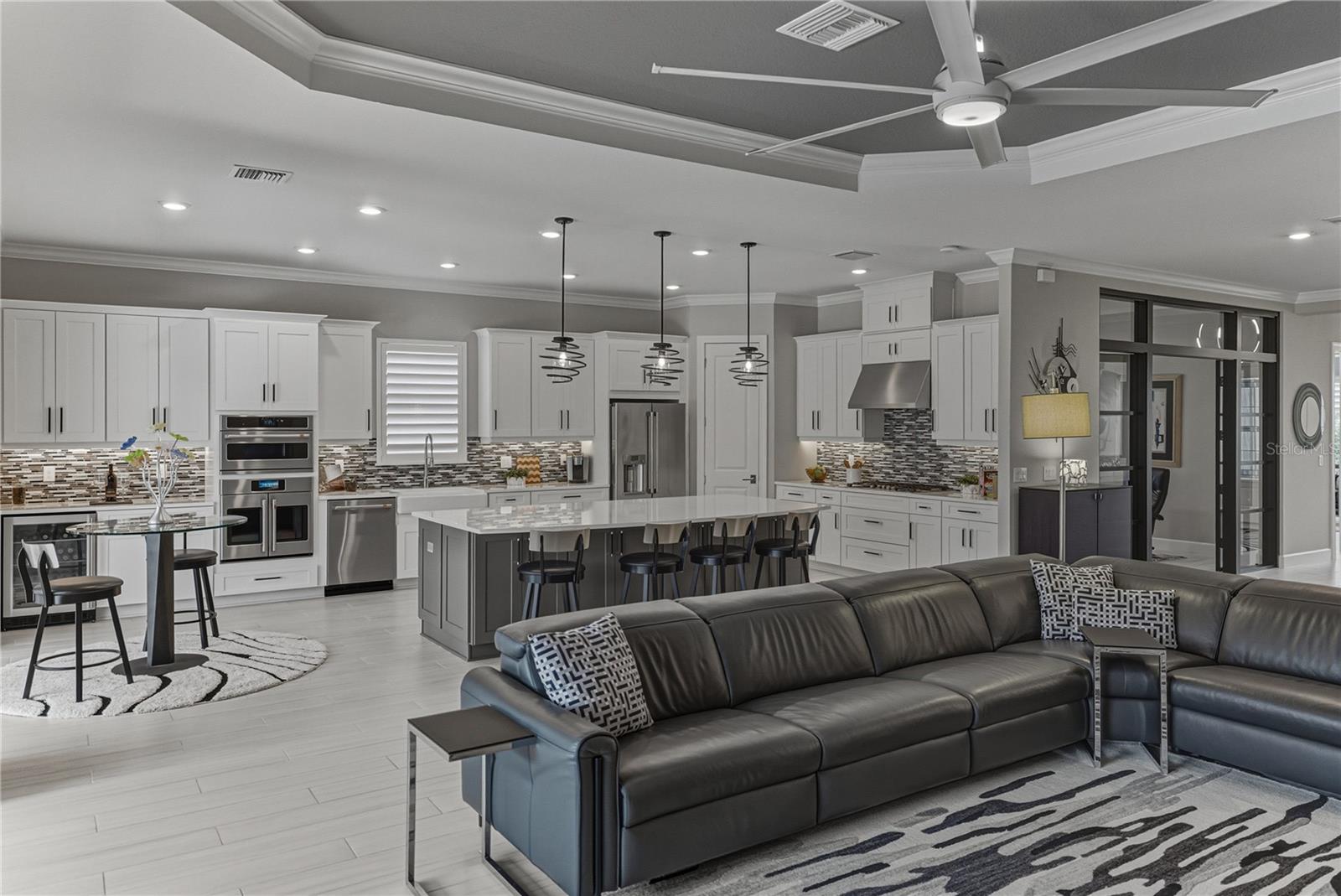 ESPLANADE/WIREGRASS RANCH PH - Residential