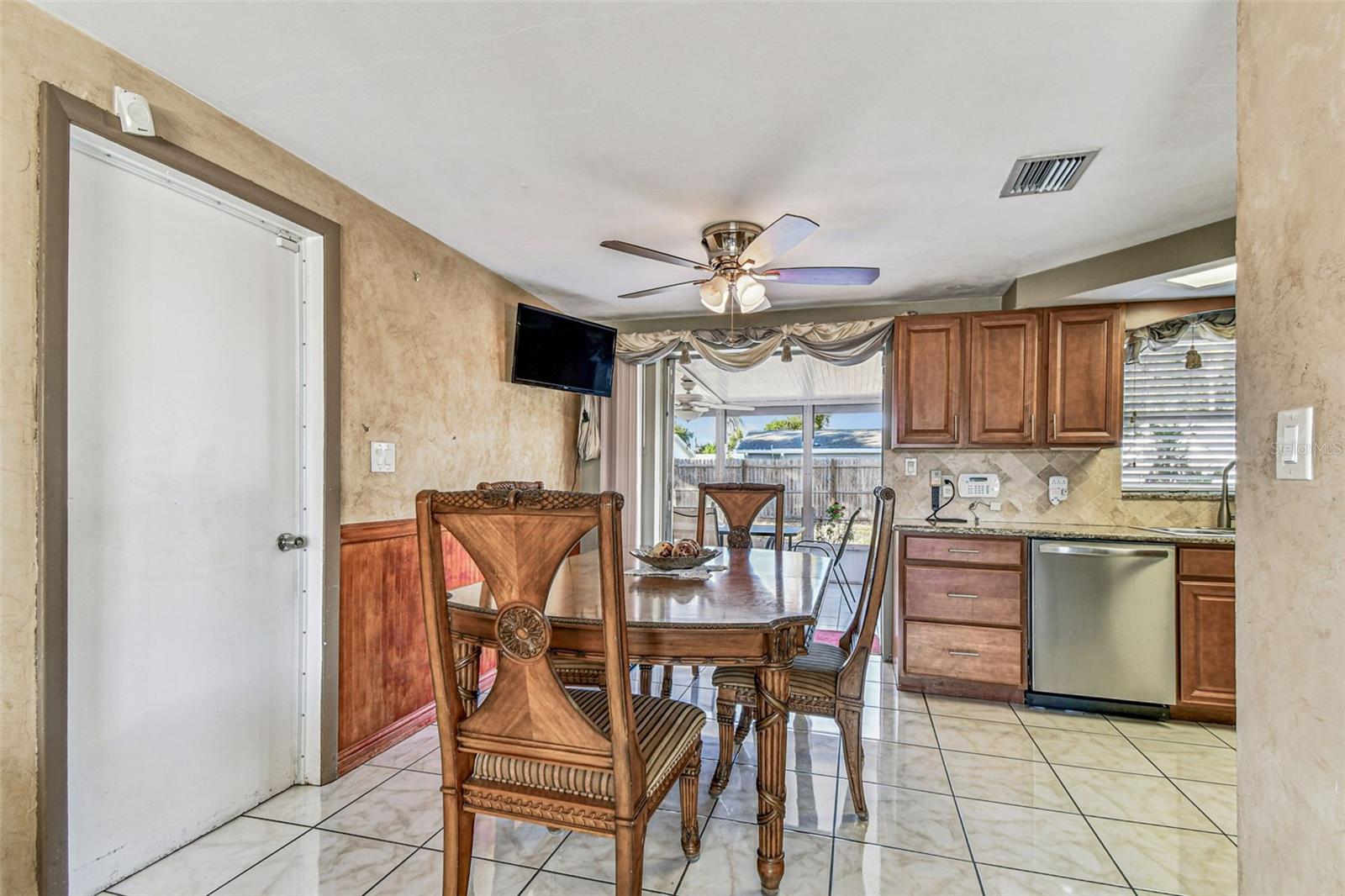 HOLIDAY LAKE ESTATES - Residential